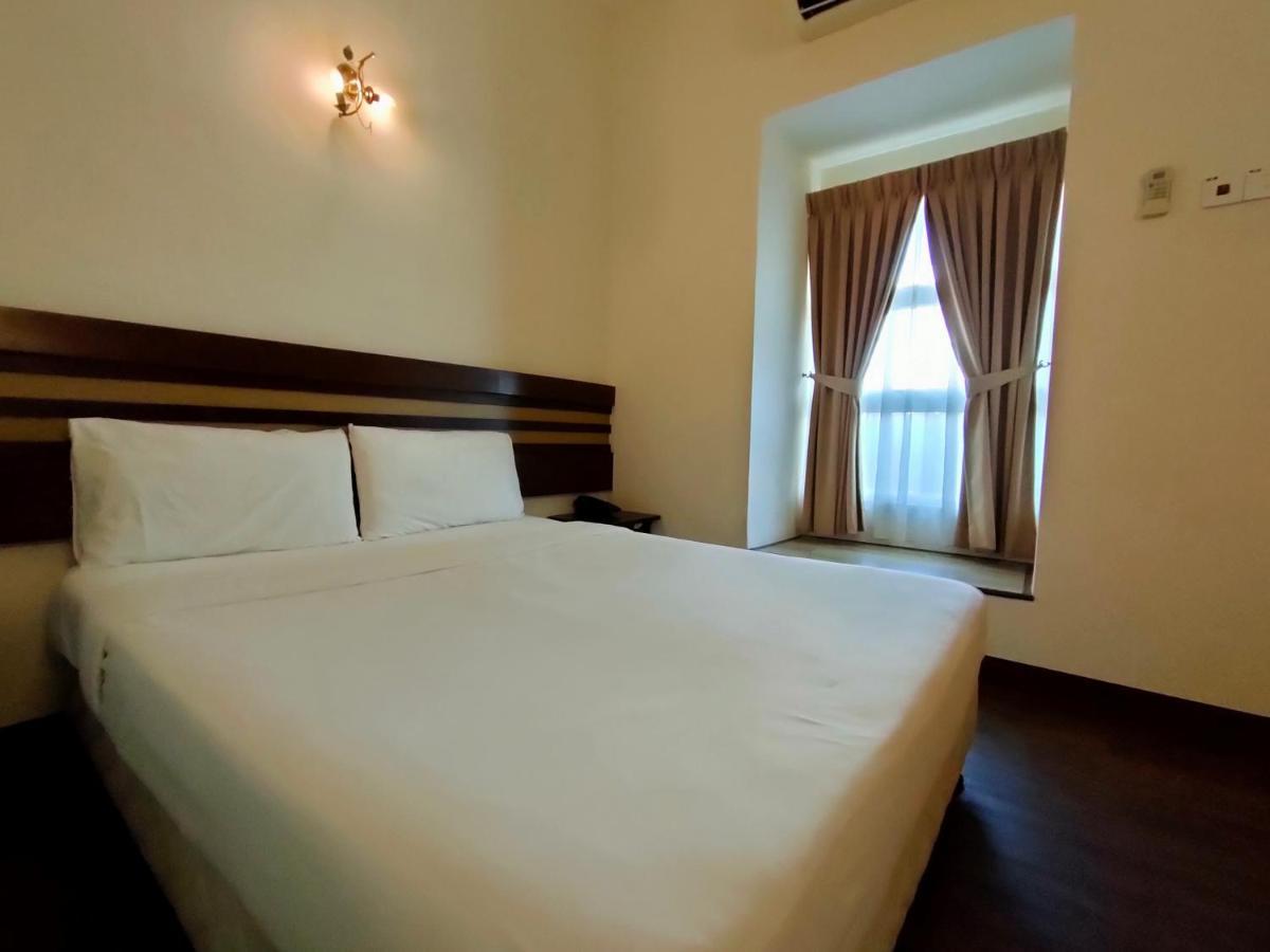 Cozzy Motel Malacca Екстериор снимка