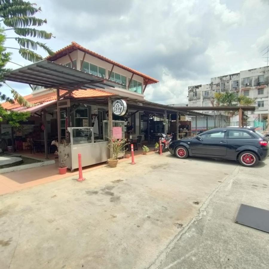 Cozzy Motel Malacca Екстериор снимка
