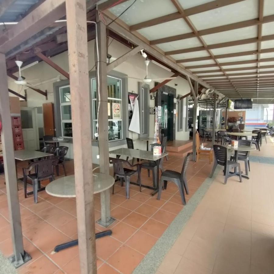 Cozzy Motel Malacca Екстериор снимка