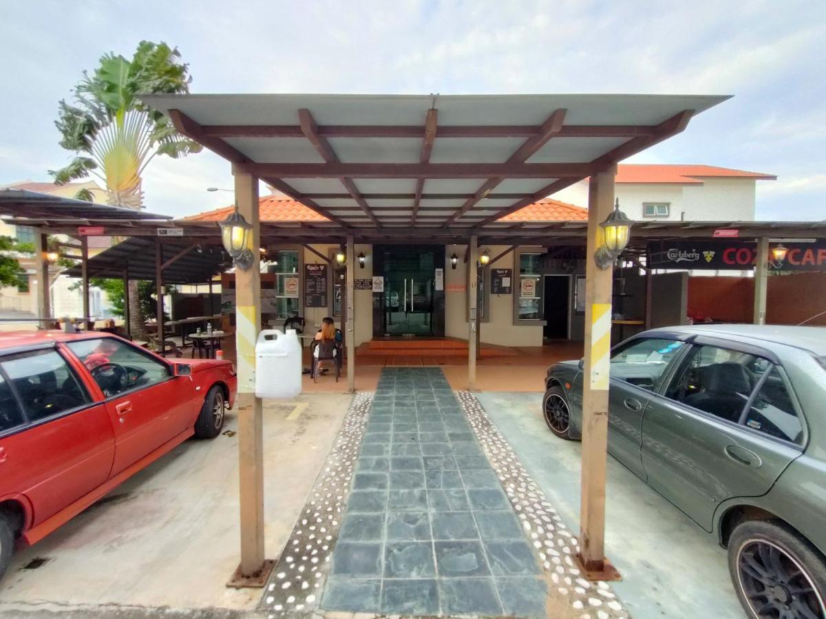 Cozzy Motel Malacca Екстериор снимка